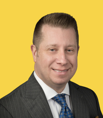 Portrait of Jason White, Broker/Agent.
